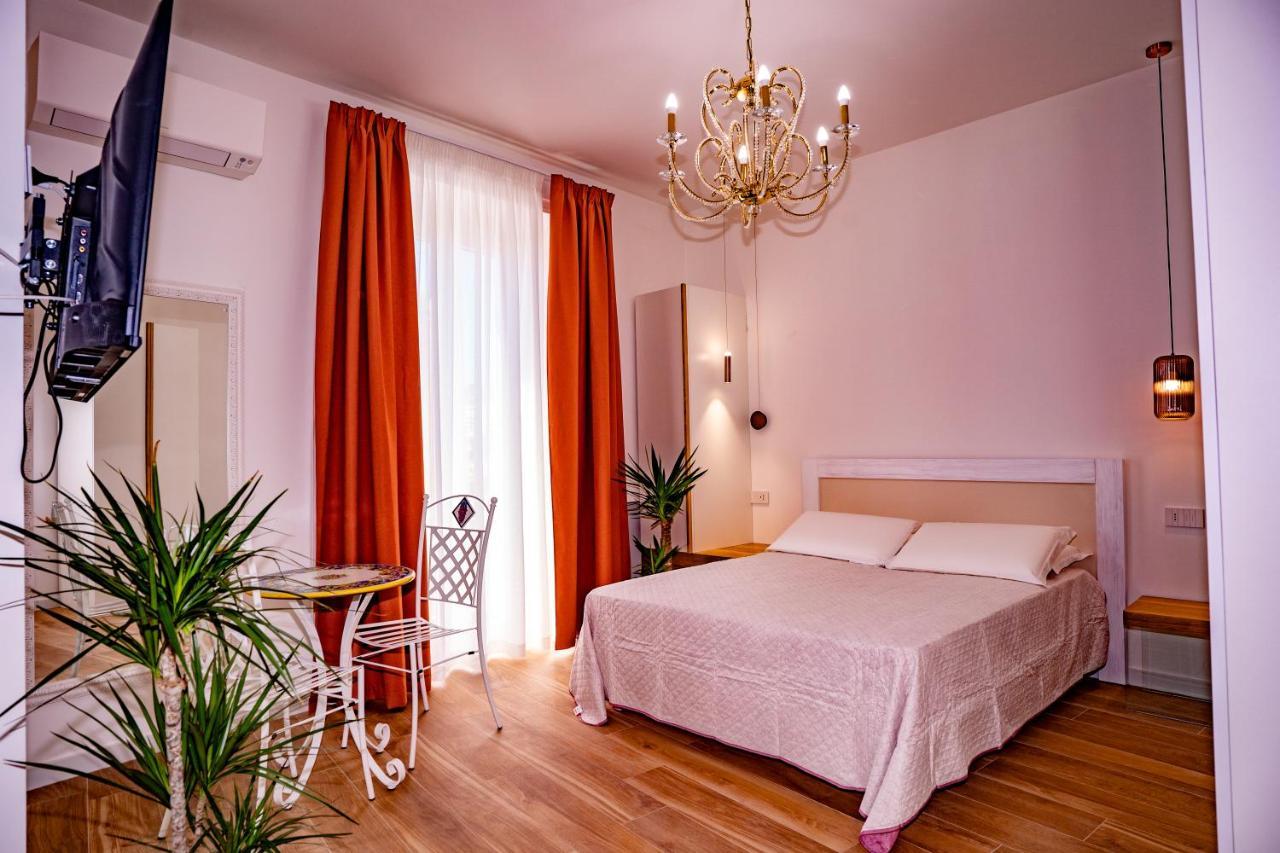 Aquamar Bed And Breakfast 克罗托内 外观 照片